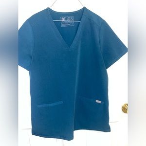 FIGS Caribbean Blue Casma three pocket scrub top